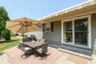 2147 Inverness Dr, Waukesha, WI 53186 - Photo 81