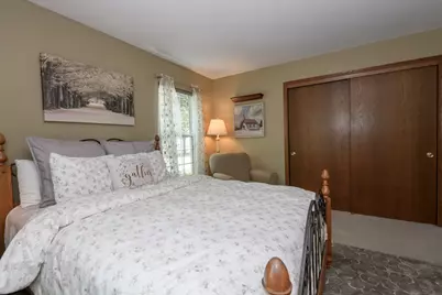 2147  Inverness Dr, Waukesha, WI 53186 - Photo 45