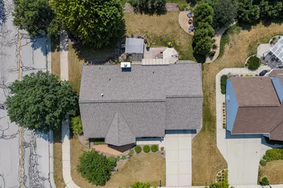 2147  Inverness Dr, Waukesha, WI 53186 - Photo 83