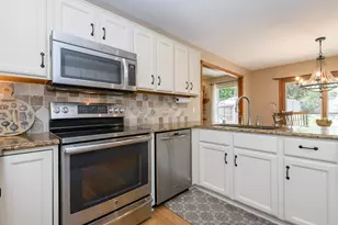 2147 Inverness Dr, Waukesha, WI 53186 - Photo 17
