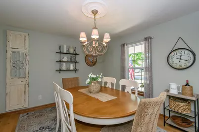 2147  Inverness Dr, Waukesha, WI 53186 - Photo 13