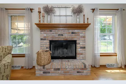 2147  Inverness Dr, Waukesha, WI 53186 - Photo 31