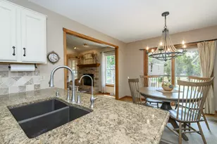 2147 Inverness Dr, Waukesha, WI 53186 - Photo 19