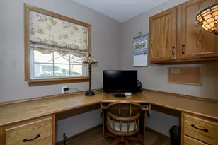 2147 Inverness Dr, Waukesha, WI 53186 - Photo 35