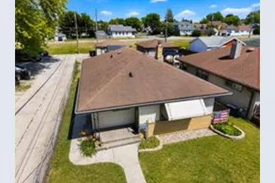 2113  Grove Ave, Racine, WI 53405 - Photo 5