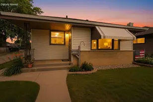 2113 Grove Ave, Racine, WI 53405 - Photo 39