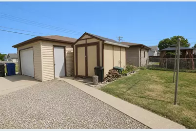 2113  Grove Ave, Racine, WI 53405 - Photo 37