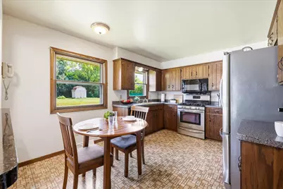 4938 S 69th St, Greenfield, WI 53220 - Photo 7