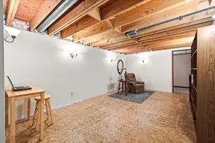4938 S 69th St, Greenfield, WI 53220 - Photo 25