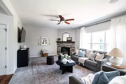 W229N4340  Baker Ct, Pewaukee, WI 53072 - Photo 11