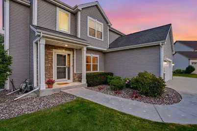 W229N4340  Baker Ct, Pewaukee, WI 53072 - Photo 3
