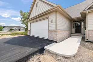 1793 Cedar Ridge Dr, Slinger, WI 53086 - Photo 3