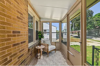 119 E Ohio Ave, Milwaukee, WI 53207 - Photo 3