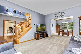 700 Creekwood Dr, West Bend, WI 53095 - Photo 7