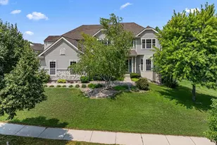 700 Creekwood Dr, West Bend, WI 53095 - Photo 1