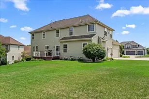 700 Creekwood Dr, West Bend, WI 53095 - Photo 47