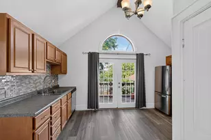 2921 S Howell Ave, Milwaukee, WI 53207 - Photo 5