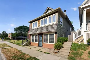 2921 S Howell Ave, Milwaukee, WI 53207 - Photo 3