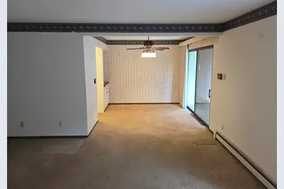 2450 W Good Hope Rd #49, Glendale, WI 53209 - Photo 7