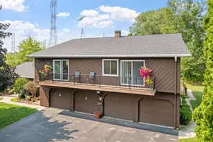 2421 Crosscreek Dr, Sheboygan, WI 53081 - Photo 35