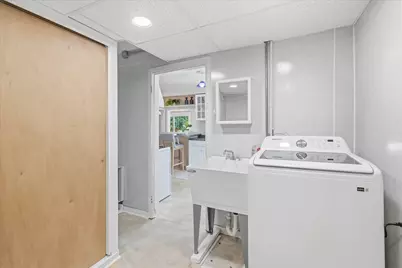 1930 N 121st St, Wauwatosa, WI 53226 - Photo 27