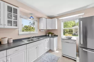 1930 N 121st St, Wauwatosa, WI 53226 - Photo 15