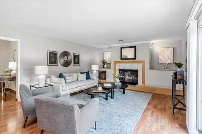 1930 N 121st St, Wauwatosa, WI 53226 - Photo 7
