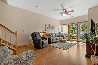 2415  Fox River Pkwy #B, Waukesha, WI 53189 - Photo 3