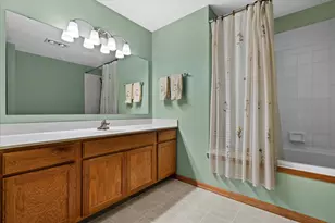 2415 Fox River Pkwy, Waukesha, WI 53189 - Photo 15