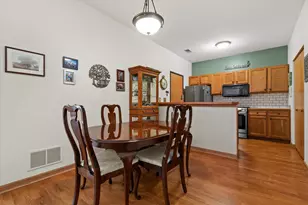 2415 Fox River Pkwy, Waukesha, WI 53189 - Photo 7
