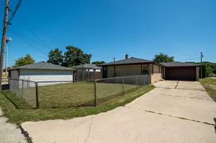 4255 S Nicholson Ave, Saint Francis, WI 53235 - Photo 25