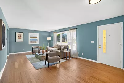 4255 S Nicholson Ave, Saint Francis, WI 53235 - Photo 9