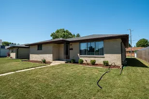 4255 S Nicholson Ave, Saint Francis, WI 53235 - Photo 23