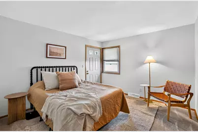 4255 S Nicholson Ave, Saint Francis, WI 53235 - Photo 17