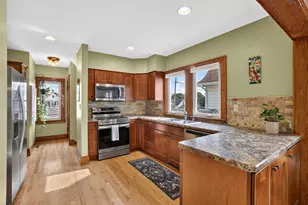 6510 W Girard Ave, Milwaukee, WI 53210 - Photo 13