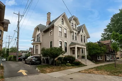 920 E Pleasant St #2, Milwaukee, WI 53202 - Photo 23