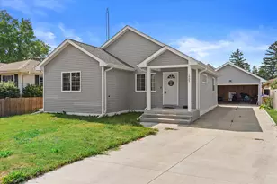 1905 34th St, Kenosha, WI 53140 - Photo 1