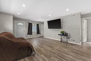1905 34th St, Kenosha, WI 53140 - Photo 5