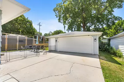 1117  Ellis St, Waukesha, WI 53186 - Photo 3