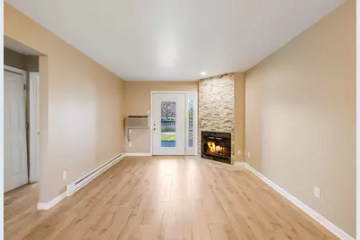 1609  16th St #A, Two Rivers, WI 54241 - Photo 9