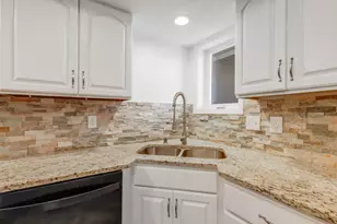 1609 16th St, Two Rivers, WI 54241 - Photo 7