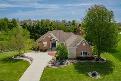 W251S5204  Poppy Fields Rd, Waukesha, WI 53189 - Photo 3