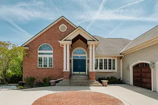 W251S5204 Poppy Fields Rd, Waukesha, WI 53189 - Photo 7