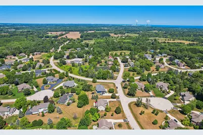 5120  Old Farm Rd, Racine, WI 53402 - Photo 87