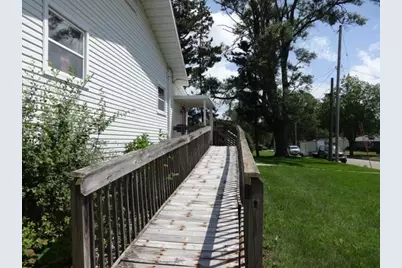 1230  House St, Beloit, WI 53511 - Photo 5