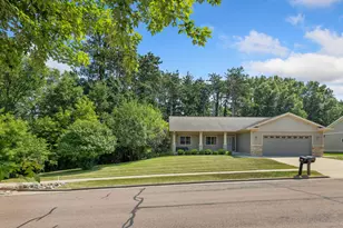 4086 Pineview St, Onalaska, WI 54650 - Photo 3