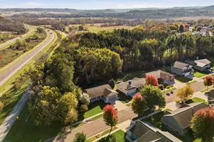 4086 Pineview St, Onalaska, WI 54650 - Photo 49