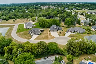 13680 W Upland Rdg Ct, New Berlin, WI 53151 - Photo 47