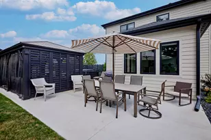 13680 W Upland Rdg Ct, New Berlin, WI 53151 - Photo 33