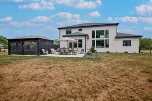 13680 W Upland Rdg Ct, New Berlin, WI 53151 - Photo 41